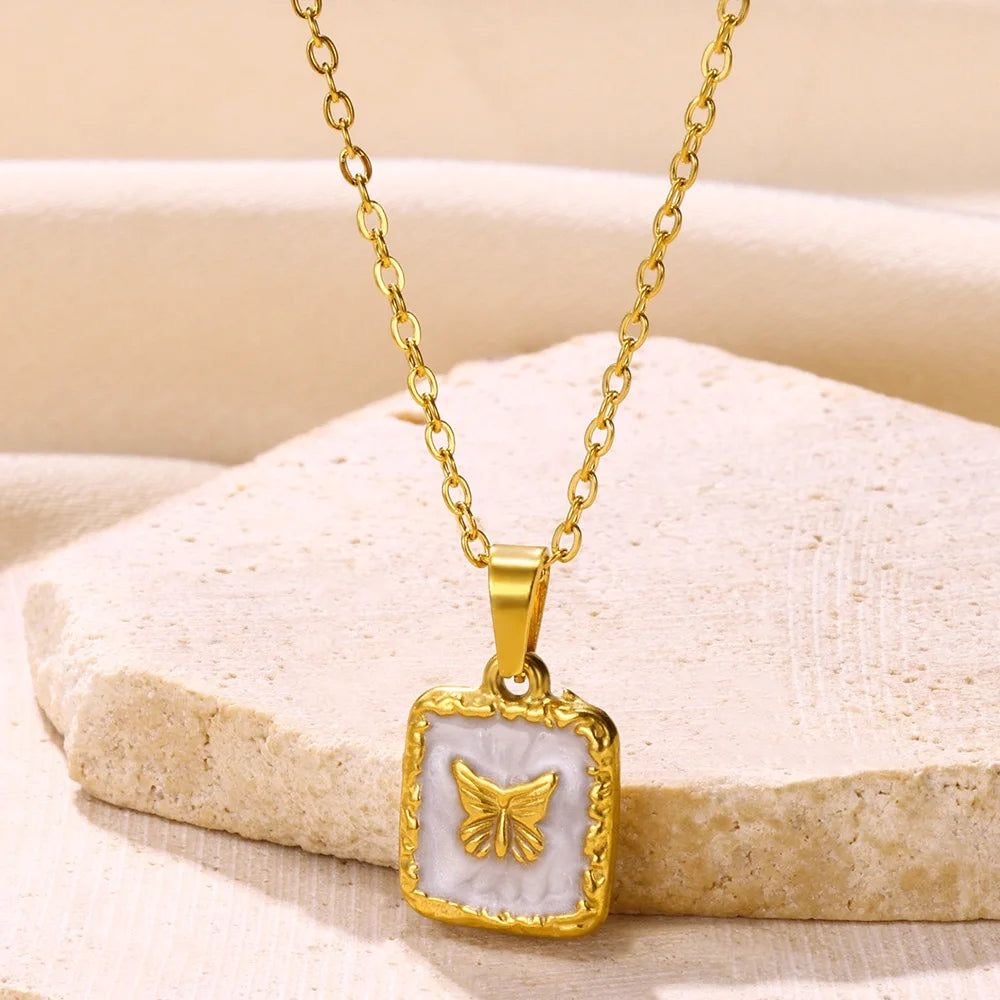 BUTTERFLY PENDENT necklace