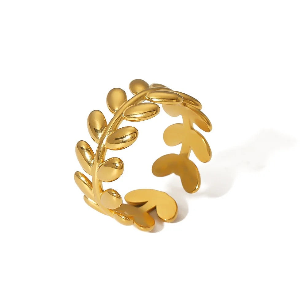 LAVE AESTHETE RING