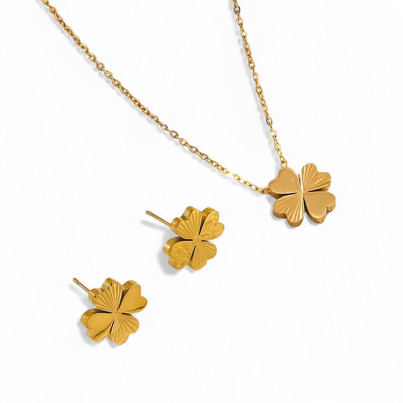 LUCKY CHARM necklace set