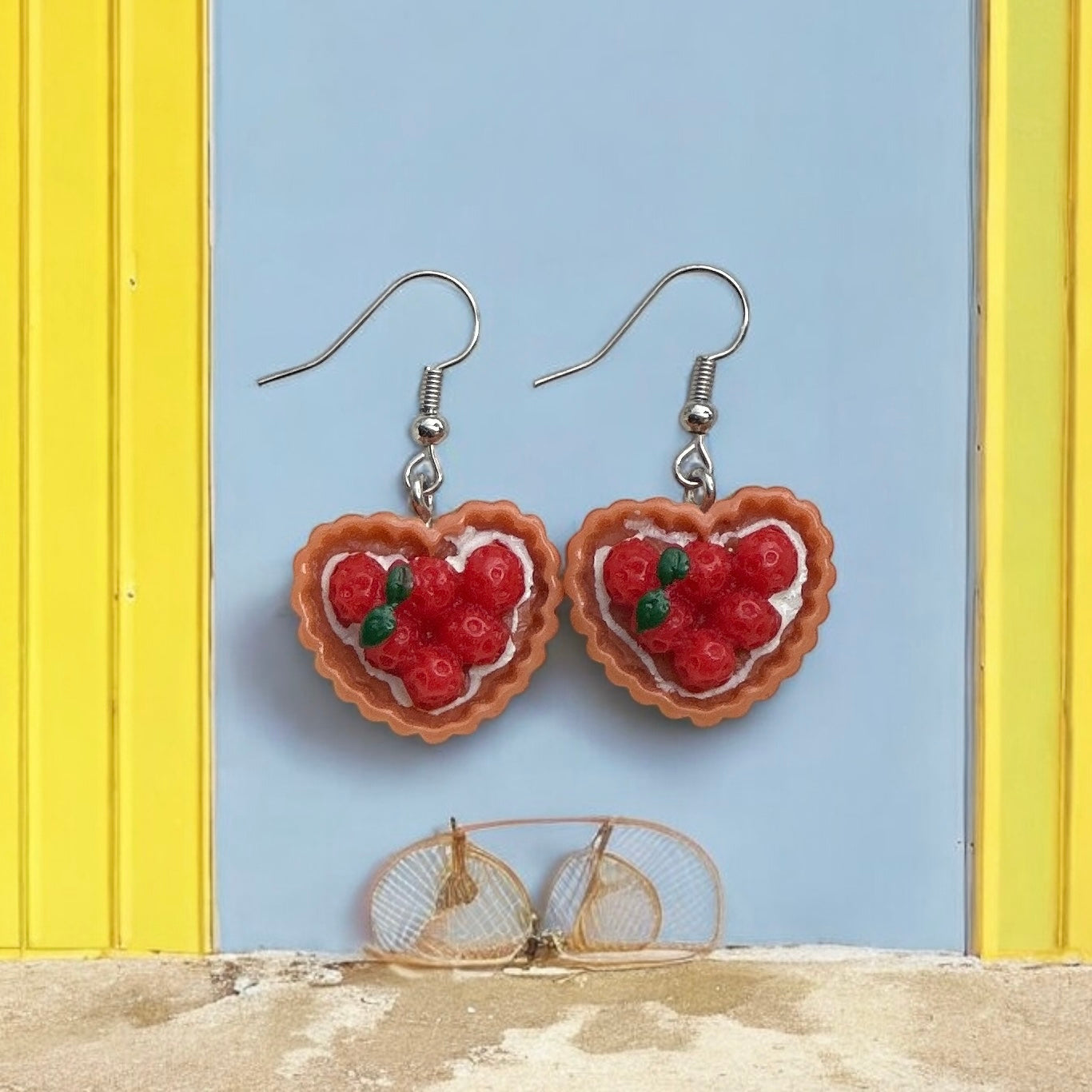 Strawberry pie earrings