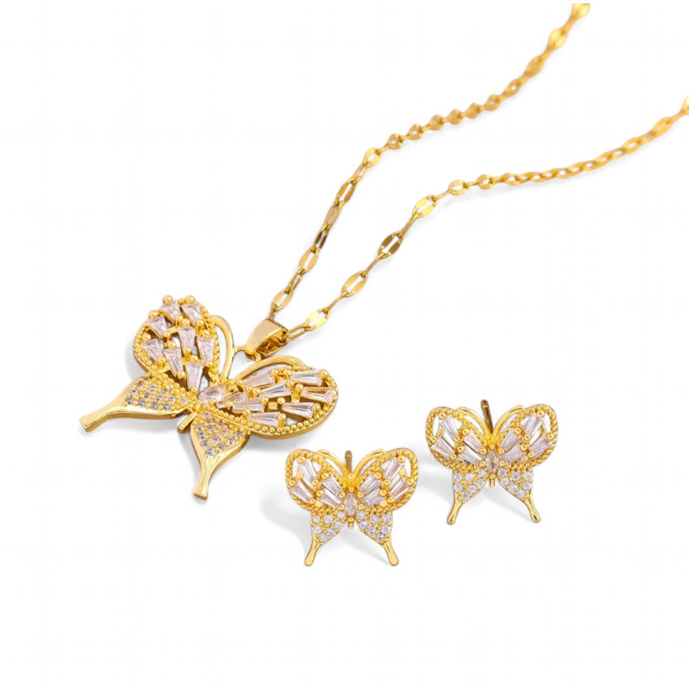 Pretty butterfly necklace