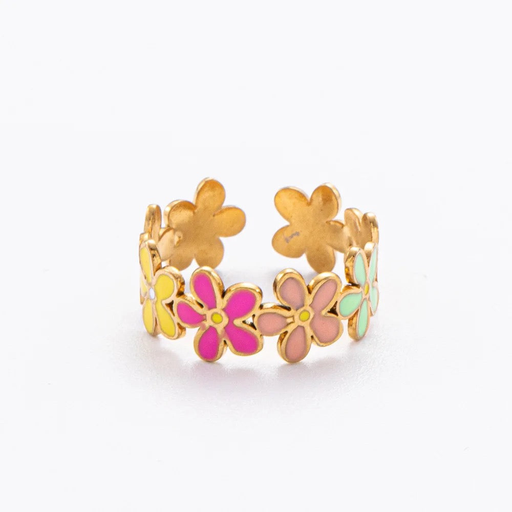 ENAMEL DAISY AESTHETE RING