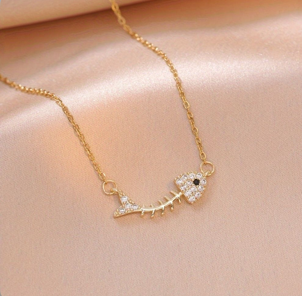 FISH BONE necklace