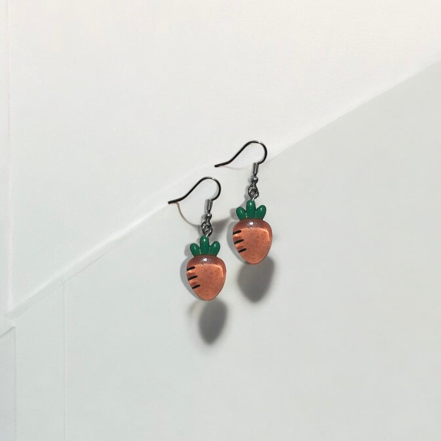 Carrot earring